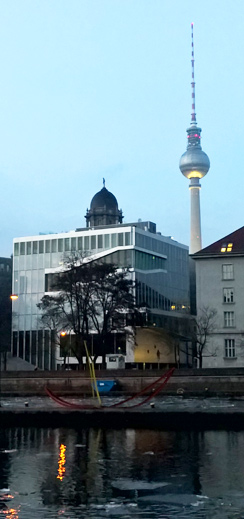 Fernsehturm und Mühlendammschleuse