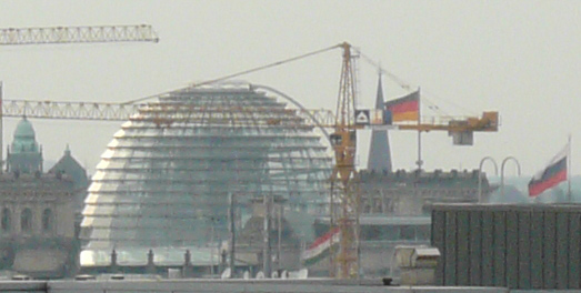 Reichstag am Abend, bedeckt