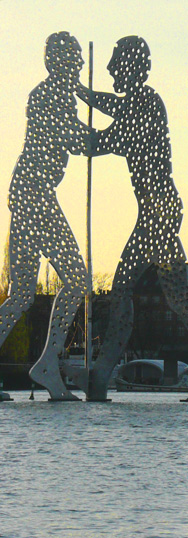 Molecule Man in der Spree